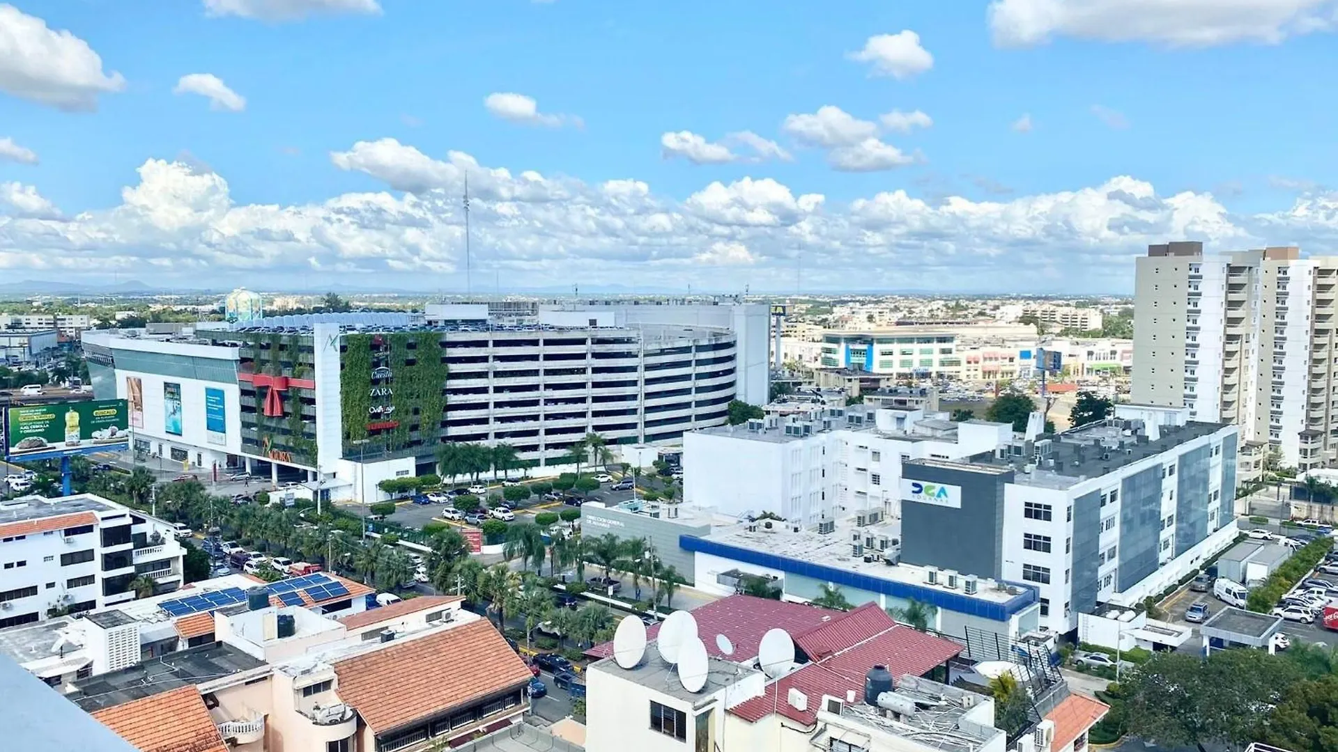 Luxury 1Br , Pool, Gym, Close Agora Mall Los Prados 0*,  Dominican Republic